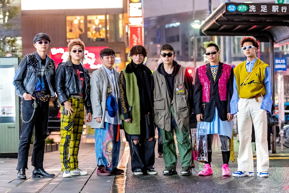 Phong cách đường phố quái tính tại Tuần lễ thời trang Tokyo Thu-Đông 2018