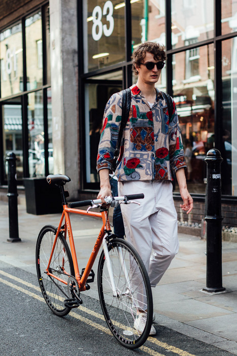 ELLE Man Style Calendar khỏe khoắn cùng trang phục dạo phố (263 – 142018) (10)