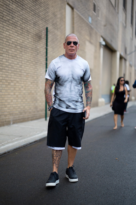 ELLE Man Style Calendar khỏe khoắn cùng trang phục dạo phố (263 – 142018) (14)