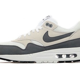 20 kiểu giày sneaker nam hot năm 2015 - Sản phẩm Retro Sport của Nike Air Max 1 - elleman.