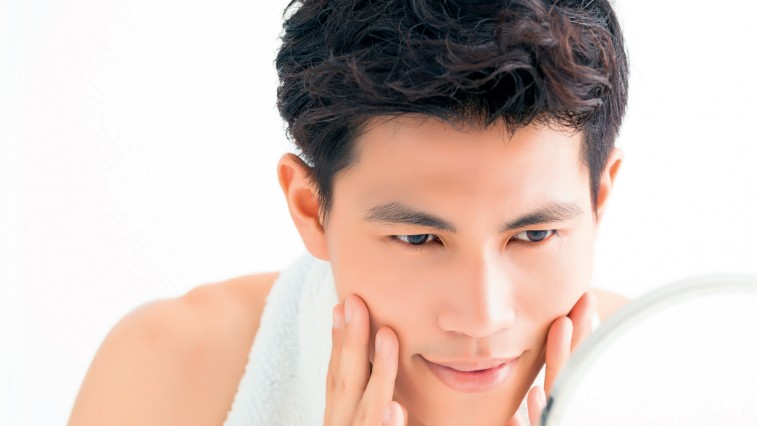 Nguyên nhân và cách trị mụn cho nam giới