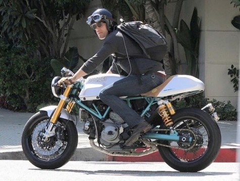 Ryan Reynolds & cafe racer 6 - elleman