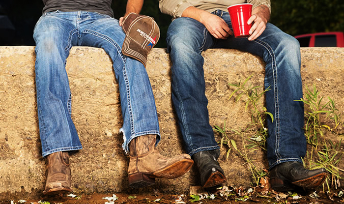 7 xu hướng thời trang giày nam tệ hại cần tránh