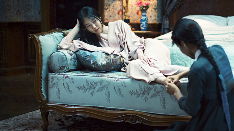 Handmaiden – Nhục cảm quyến rũ hay bước ngoặt bản sắc nữ?