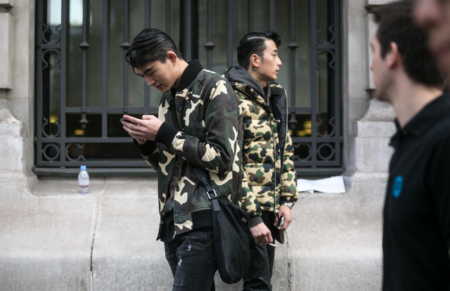 Phong cách thời trang mạnh mẽ với họa tiết Camo cho chàng trai mùa Đông