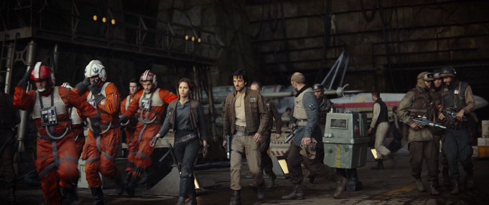 Star Wars Rogue One - căn cứ quân Yavin - elle man