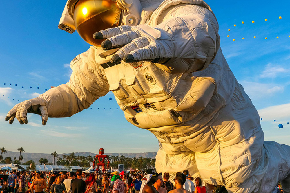 le hoi Coachella - elle man