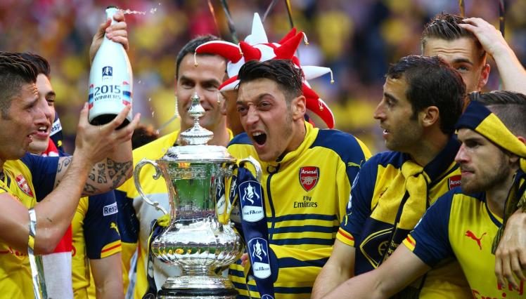 Mesut Ozil Metro