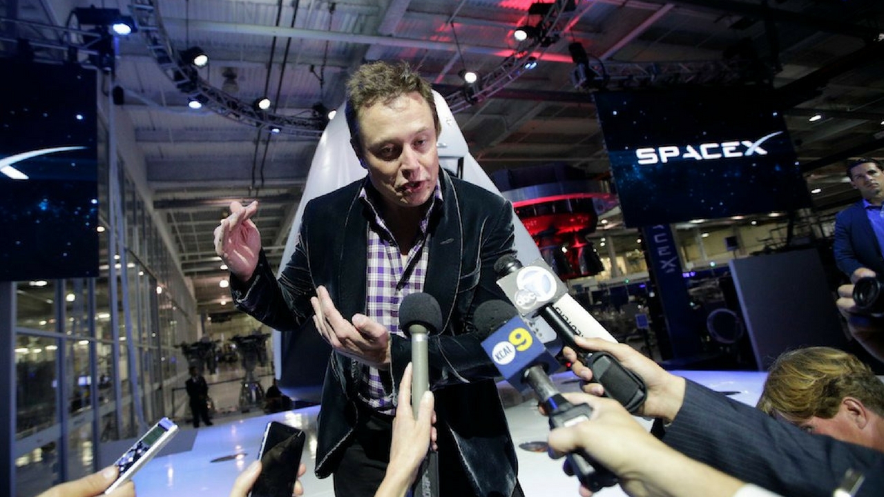 elon musk - elle man featured image