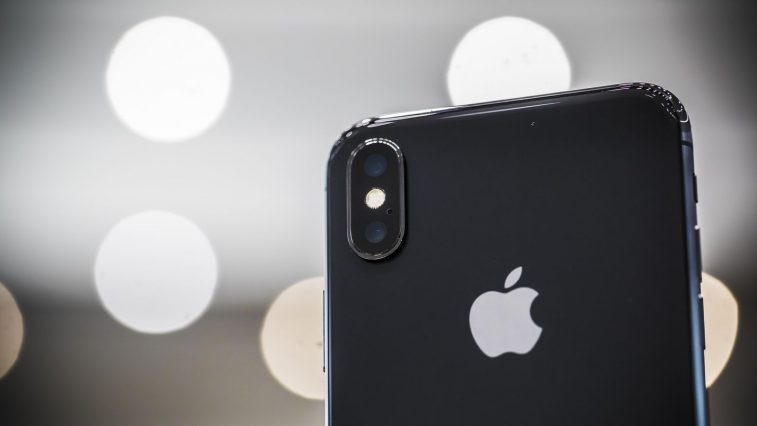 điện thoại iphone X - ELLE Man 11