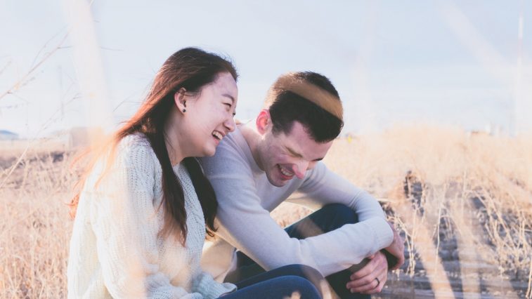 ứng dụng hẹn hò - ELLE Man- feature