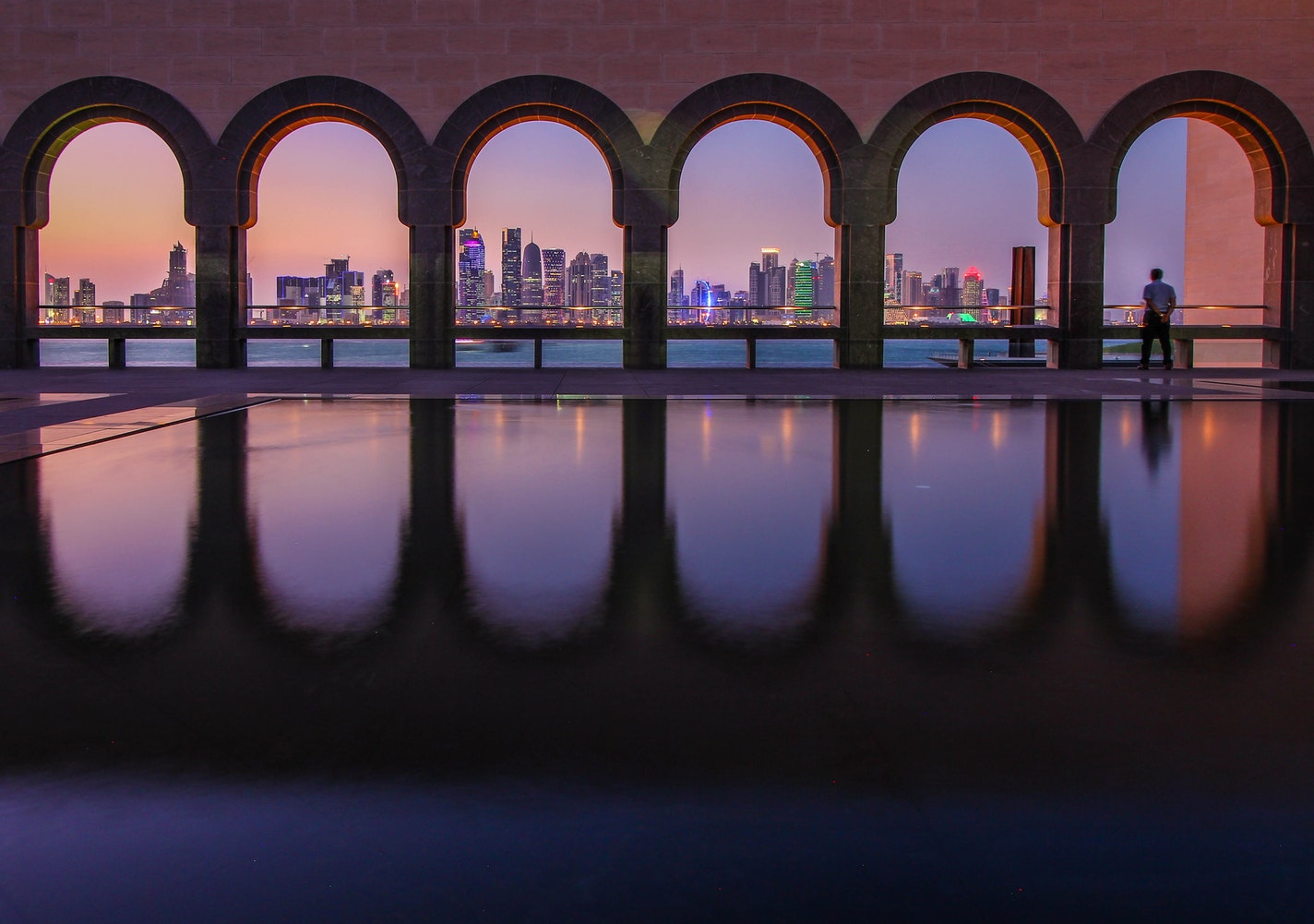 du lịch qatar elle man feature