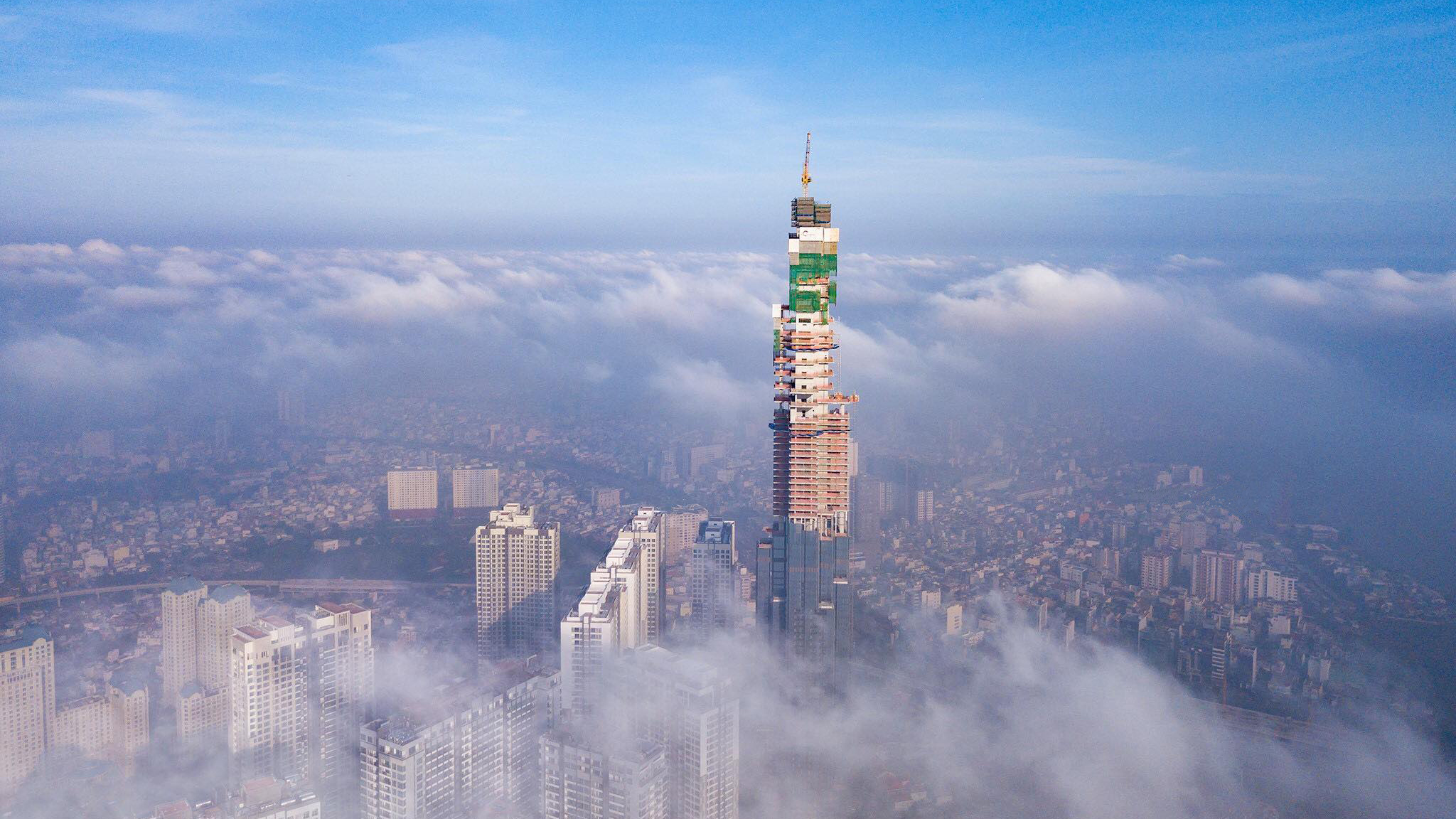 vincom landmark 81 -lakhta center elle man feature