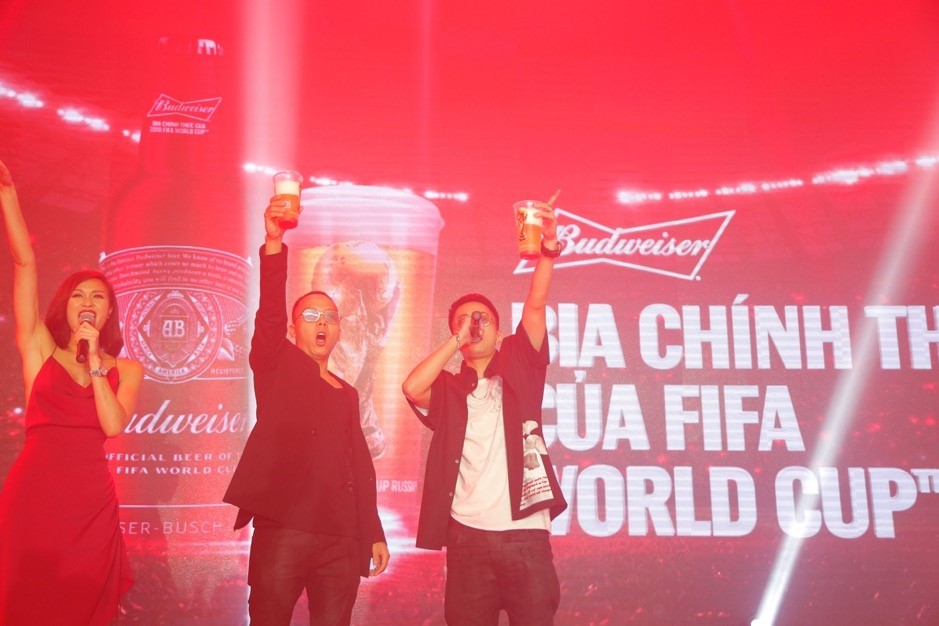 budweiser - elle man 7