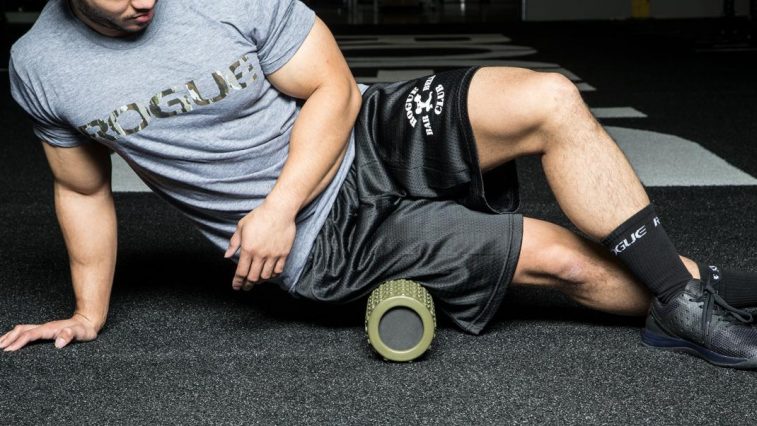 ống lăn foam roller feature - elle man