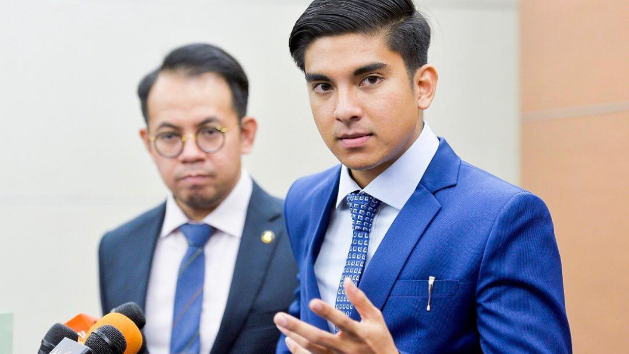 bo truong Syed Saddiq - elle man feature 1