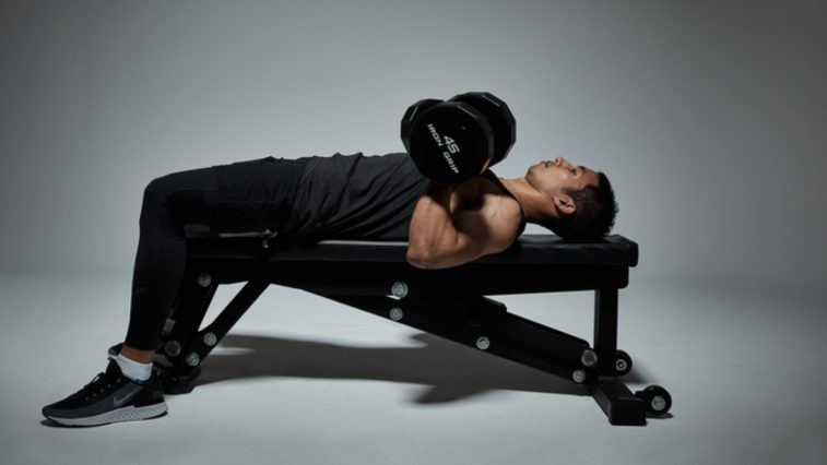 bai tap nguc bench press - elle man feature 1