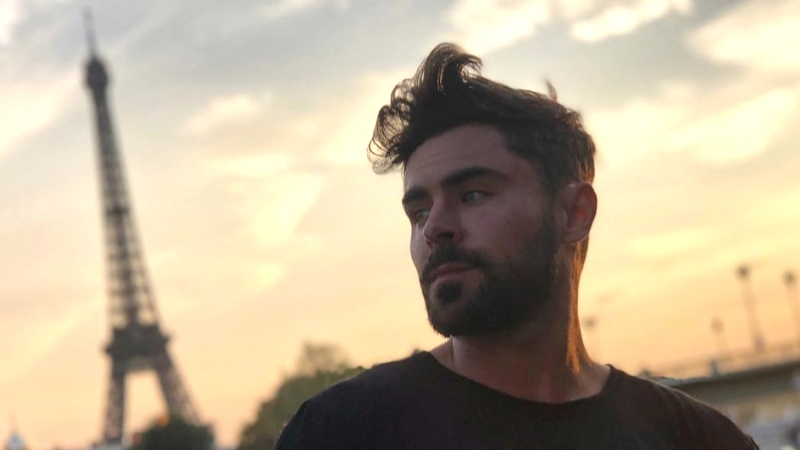 cach de rau dep zac efron - elle man feature