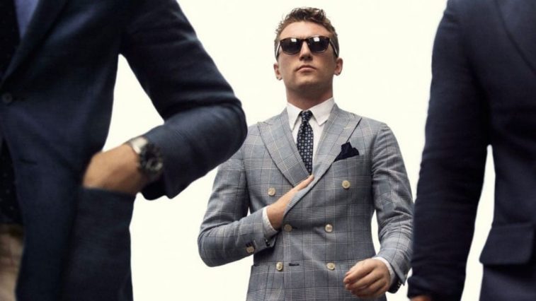 phoi do suit caro nam - elle man feature 1