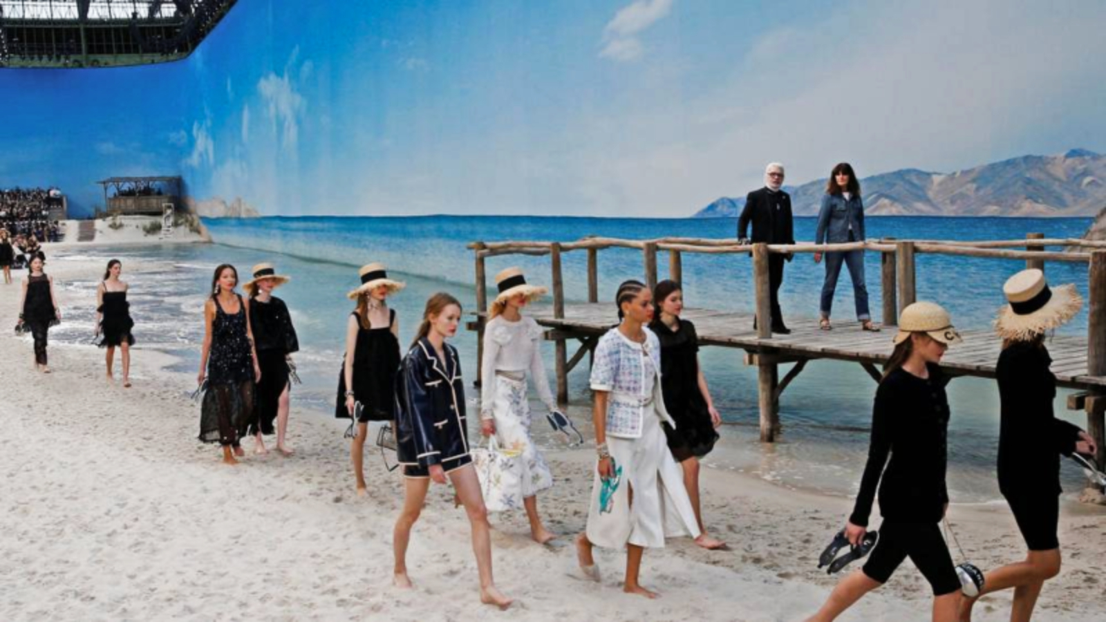 top san runway nha thiet ke karl lagerfeld cho chanel feat