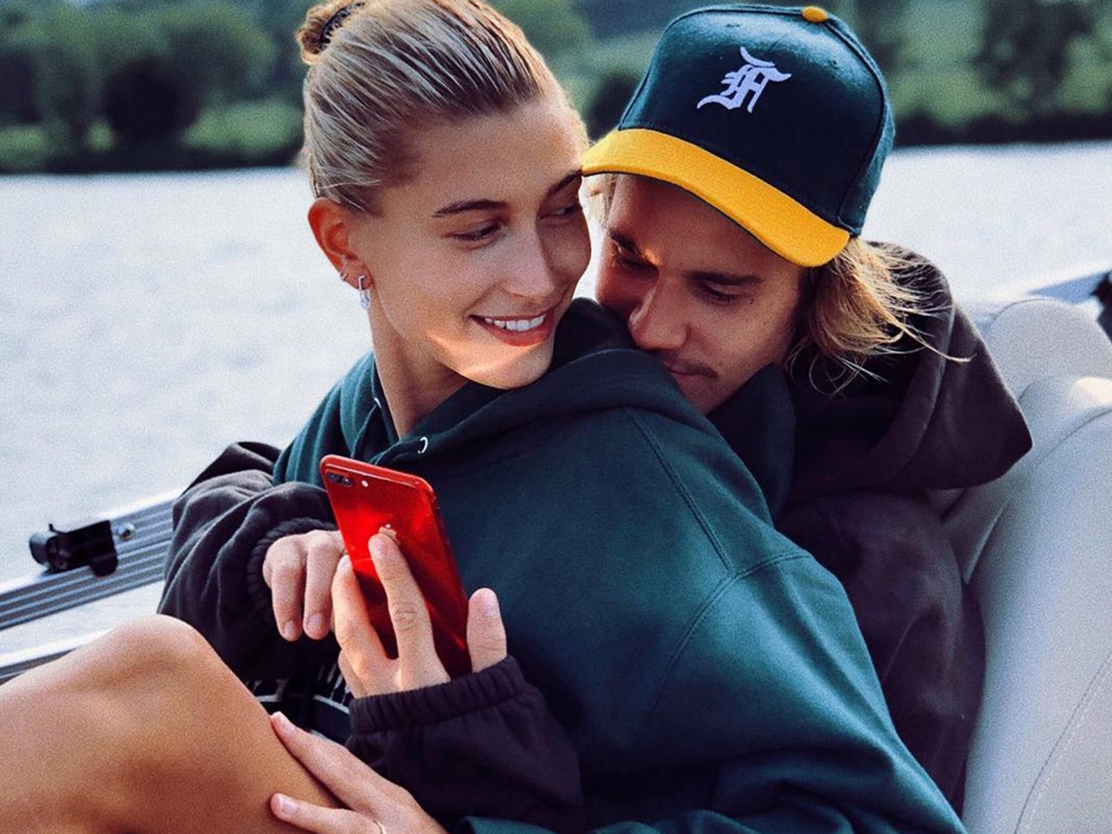 Джастин и хейли 2018. Хейли болдуин и джастин. Justin and heile pregnant. Хайди бибер. Отношения хейли и джастина бибер.