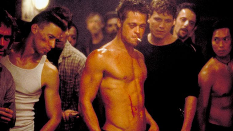 Tập thể hình như Brad Pitt