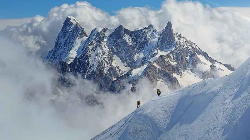 du lich trekking - elle man feature 1