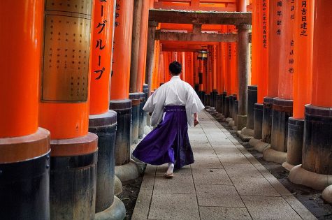 fushimi inari-du lich tu tuc nhat ban
