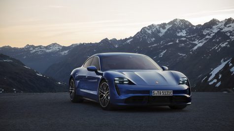 5_xe hoi dien_porsche taycan_elle man_0320
