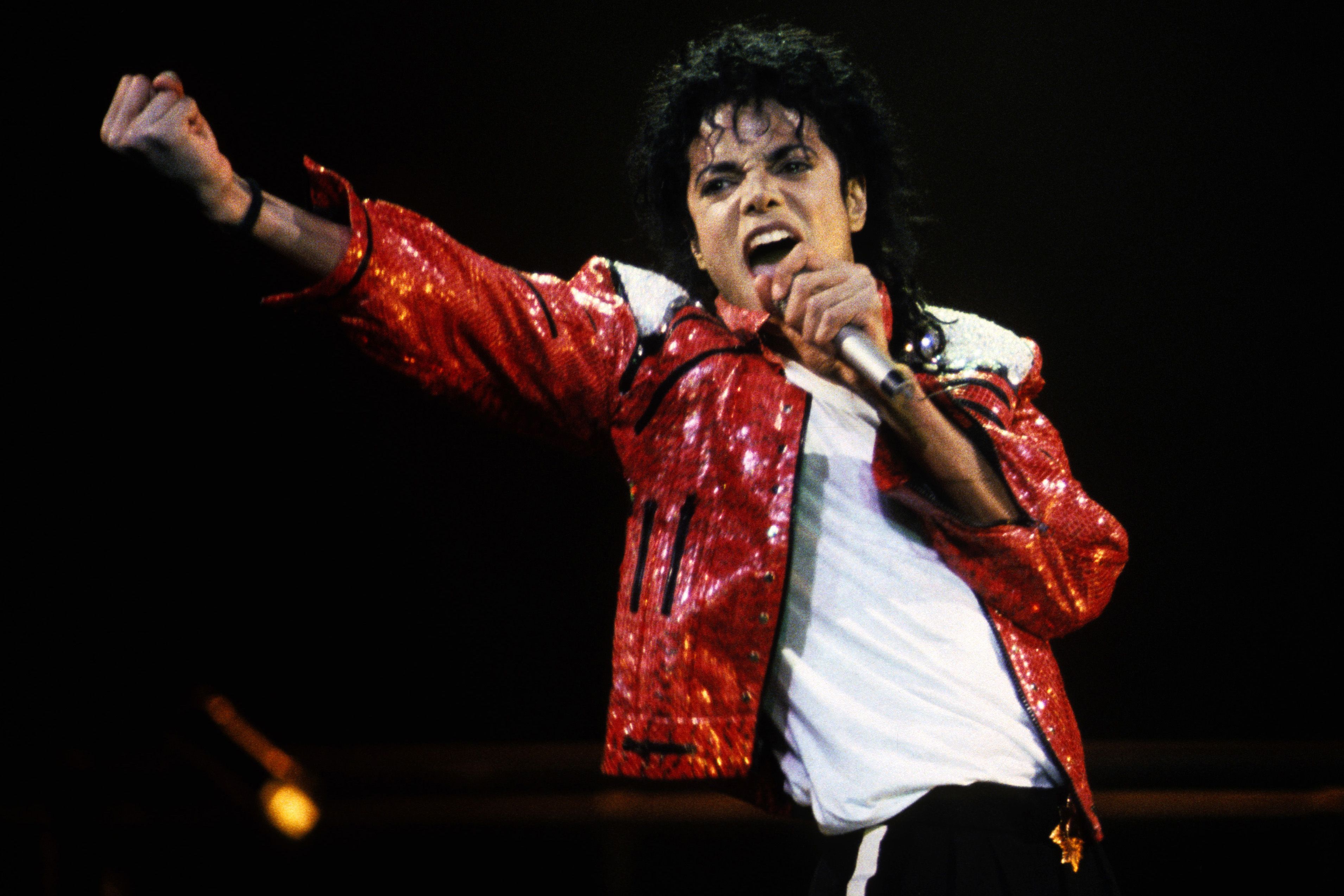 23-1-michael-jackson-elleman