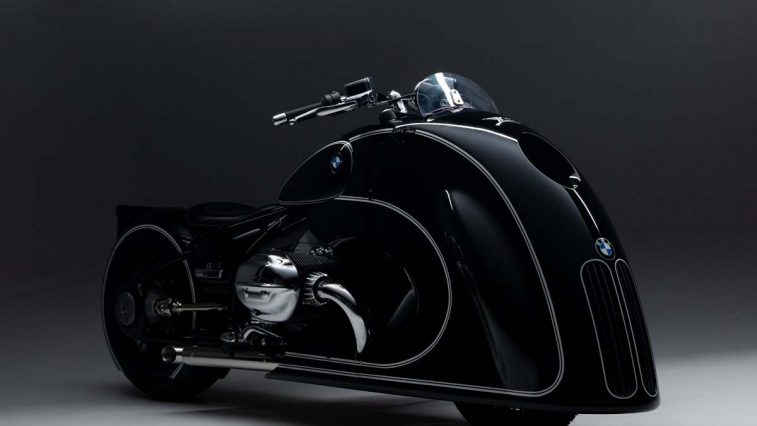 BMW Motorrad Spirit of Passion - elle man 3