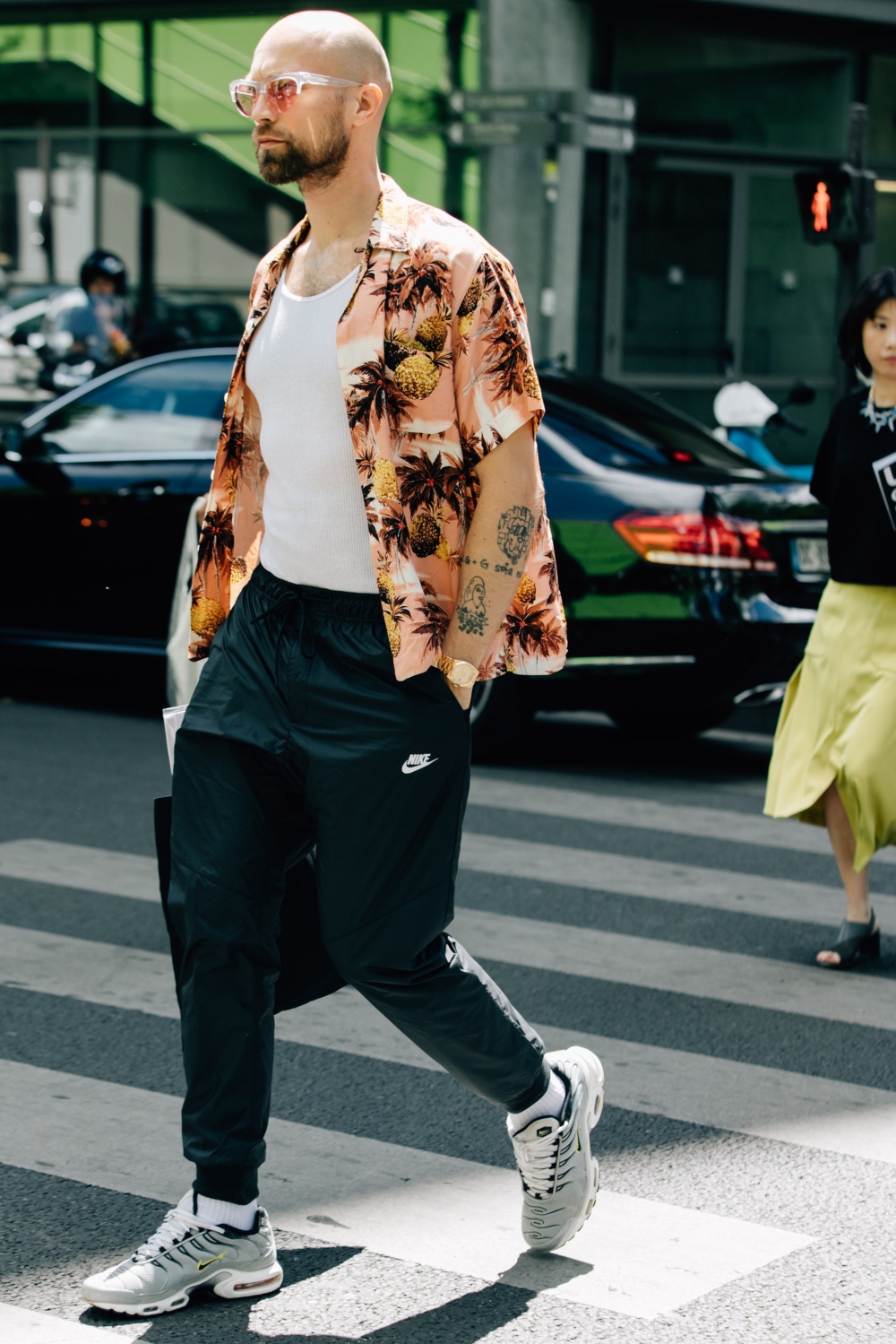 BASIC SWEATPANTS - BLACK