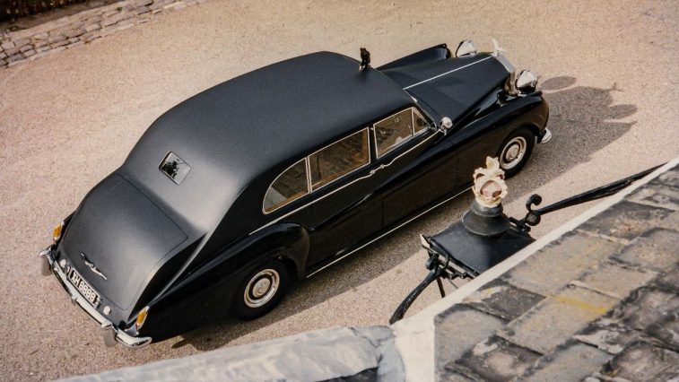 Rolls-Royce Black Badge - elle man cover