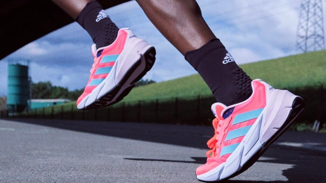 adidas Adistar giày chạy thể thao mới ra mắt của adidas