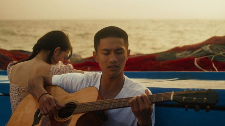đàn cá gỗ