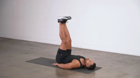 động tác Reverse Crunches