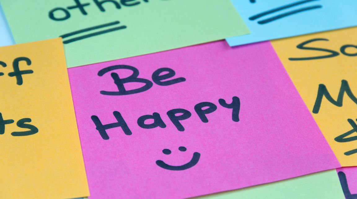 Gợi ý 9 thói quen giúp bạn sống hạnh phúc và trọn vẹn hơn