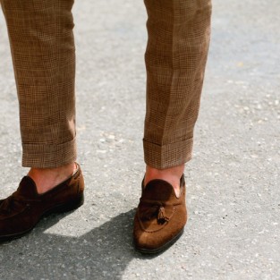 5 điều thú vị về giày mọi da lộn nam