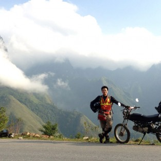 Du lịch bụi ở Putaleng đỉnh núi cao thứ 2 Việt Nam
