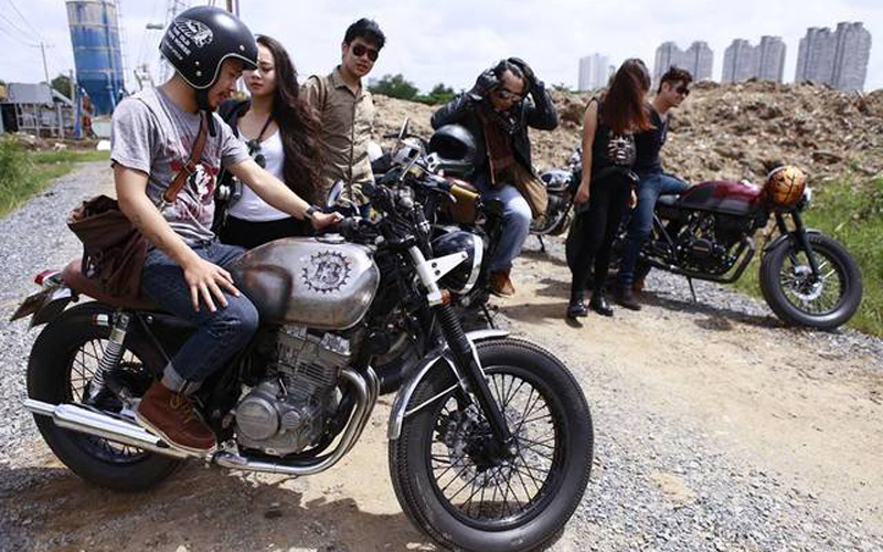 Phong trào xe Cafe Racer - Hoang dại và cổ điển | ELLE Man Việt Nam