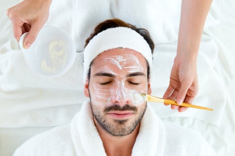 Cách chăm sóc da mụn cho nam cực kỳ hiệu quả