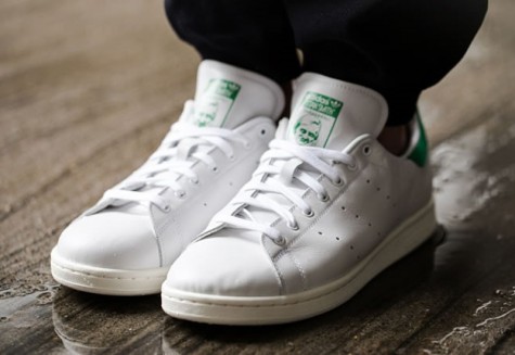 6 thương hiệu giày thời trang tối giản đình đám nhất hiện nay - adidas stan smith - elleman