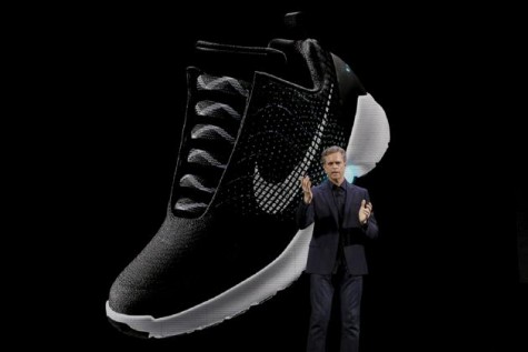 18 điều thú vị về giày thể thao Nike HyperAdapt 1.0