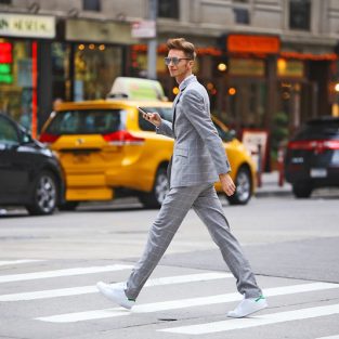 Suit nam màu xám và những cách phối