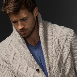 Áo khoác cardigan, thông điệp của mùa Thu-Đông