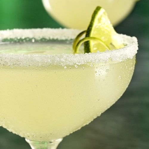 Những loại rượu cocktail đáng để thử trong năm mới
