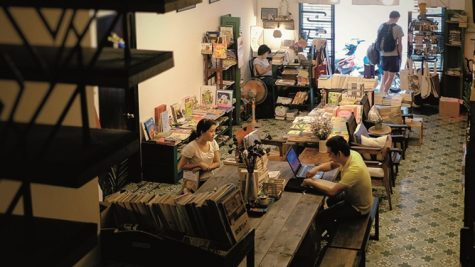 Lạc lối ở những nhà sách Sài Gòn