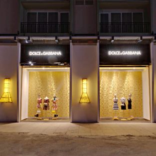 Không gian mua sắm đẳng cấp Ý của Dolce & Gabbana tại Sài Gòn