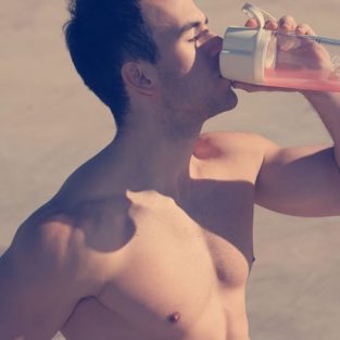 Thức uống protein và những kiến thức quan trọng cần biết