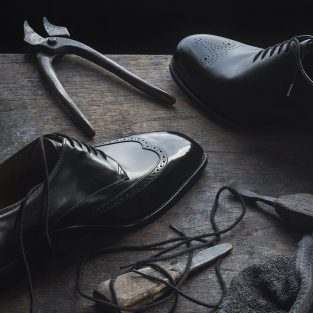 Giày bespoke - Sự xa xỉ kín đáo